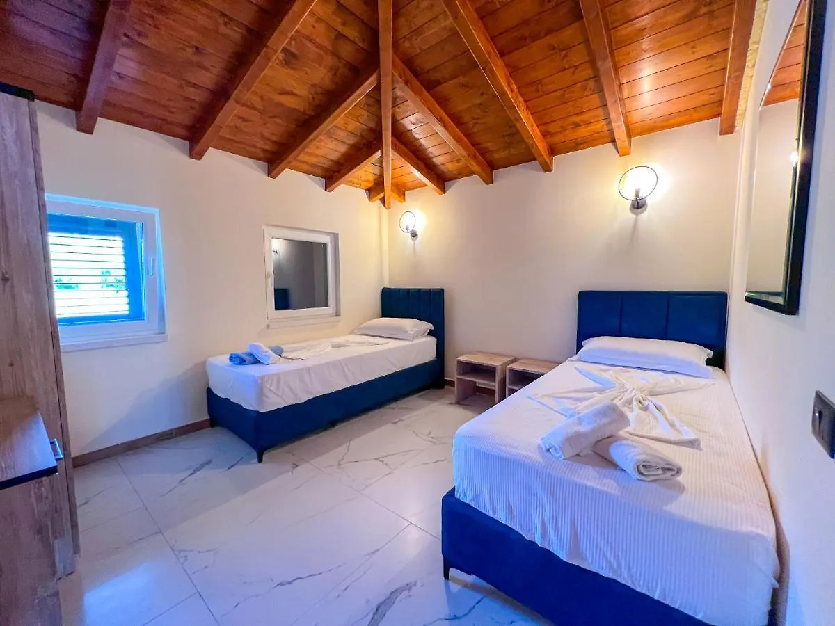 Ibiza Resort Baks-Rrjoll Hotel