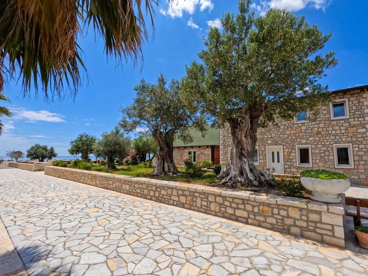 Ibiza Resort Baks-Rrjoll Albanien